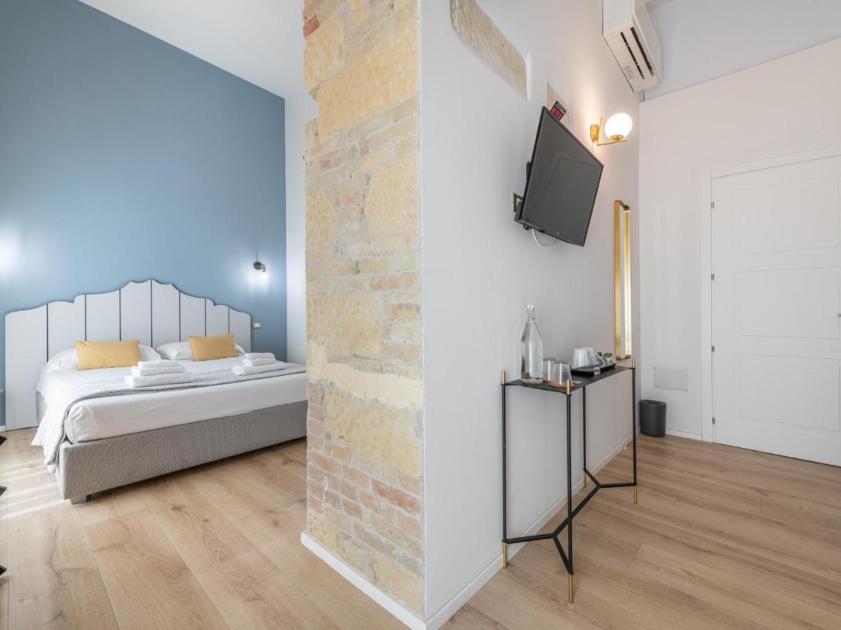 Orma Design Rooms - Historic Centre Cagliari Extérieur photo